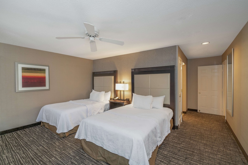 Suite, 2 Bedrooms, Accessible, Non Smoking - Photo 1