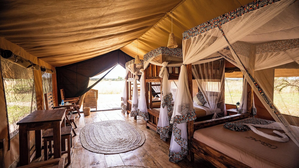 Safari Comfort Family 4-6pax photo 1