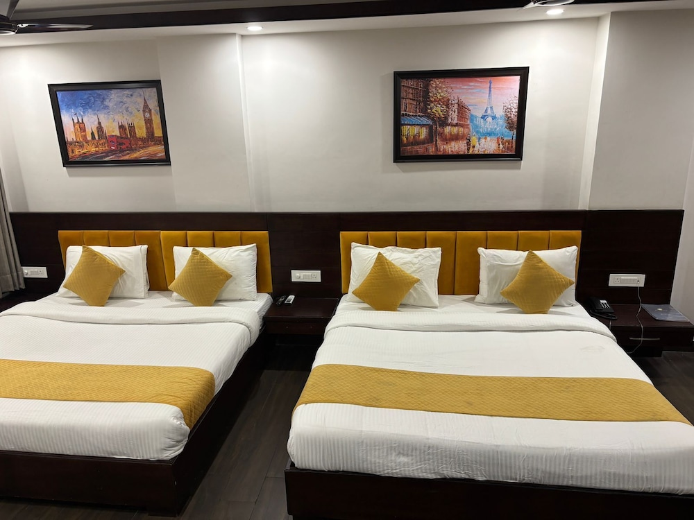 Family Quadruple Room photo 3