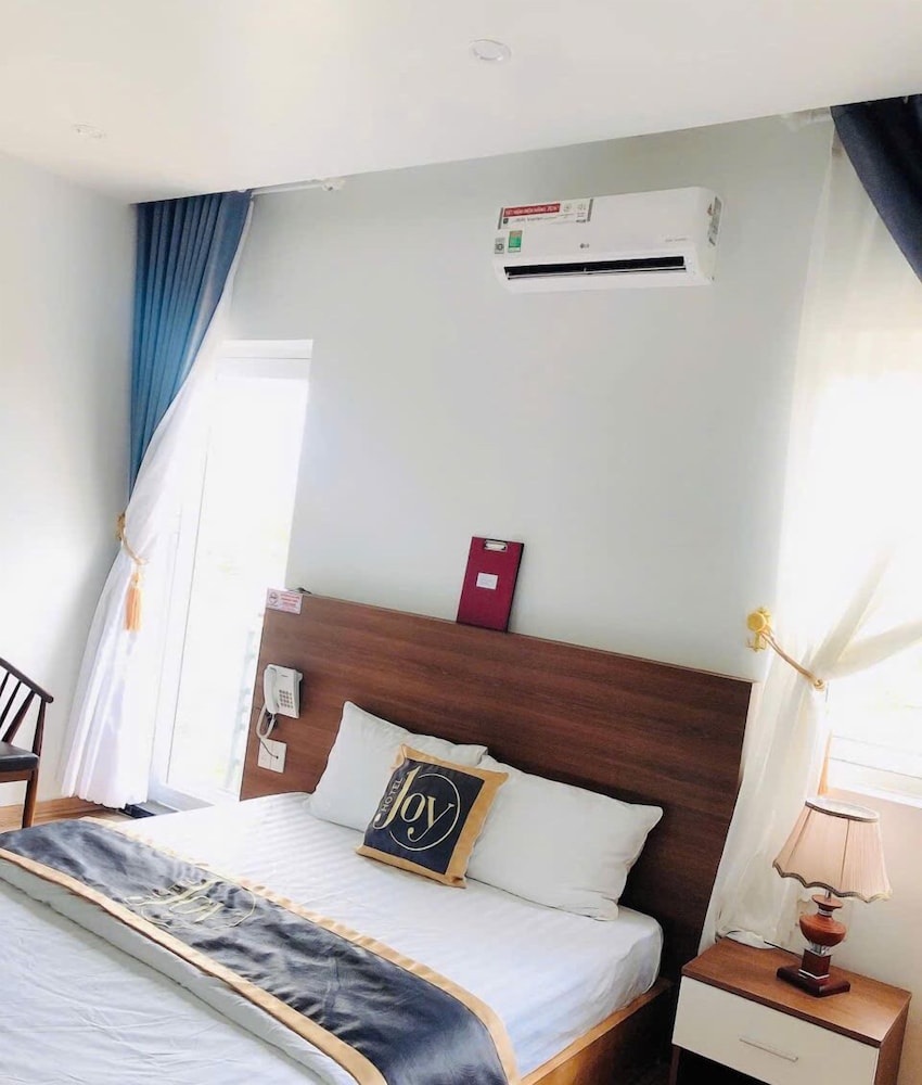Deluxe Double Room Single Use, Balcony, City View photo 2
