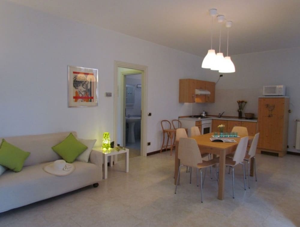 Villa, 2 Bedrooms, Patio, Garden View photo 3