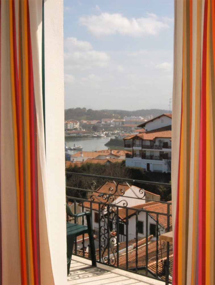 Panoramic Room, Balcony, Harbor View