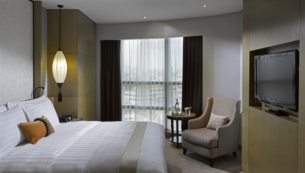 Deluxe Room, Connecting Rooms