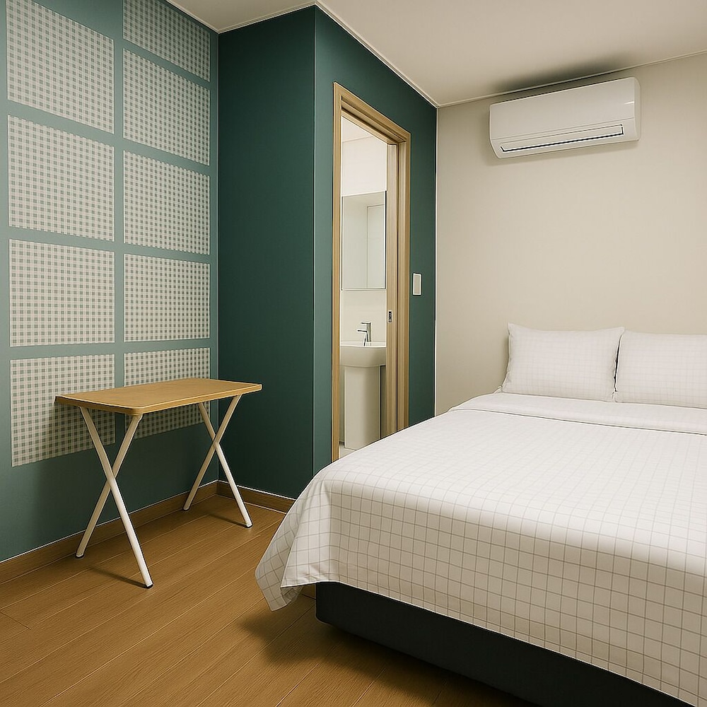 Economy Double Room Single Use