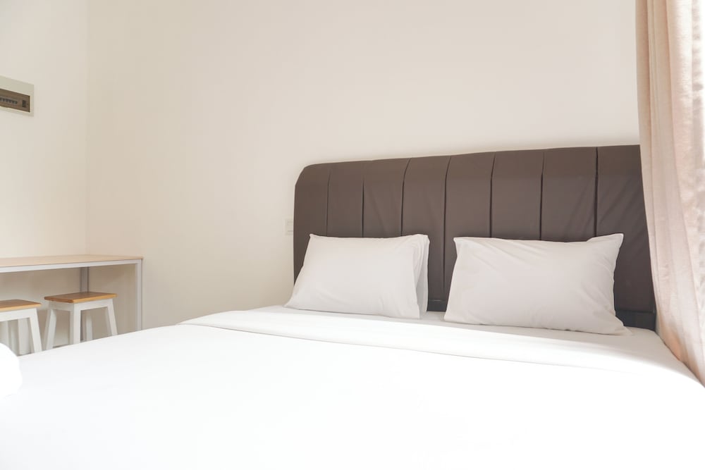 Deluxe Double Room, Canal View - Photo 20