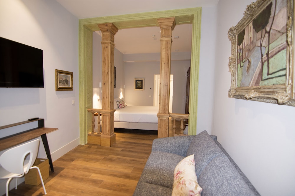 Junior Studio Suite - Photo 9