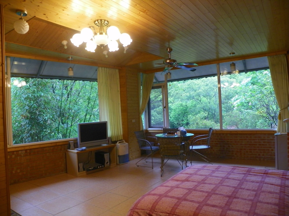 Family Room (6 Persons) photo 2