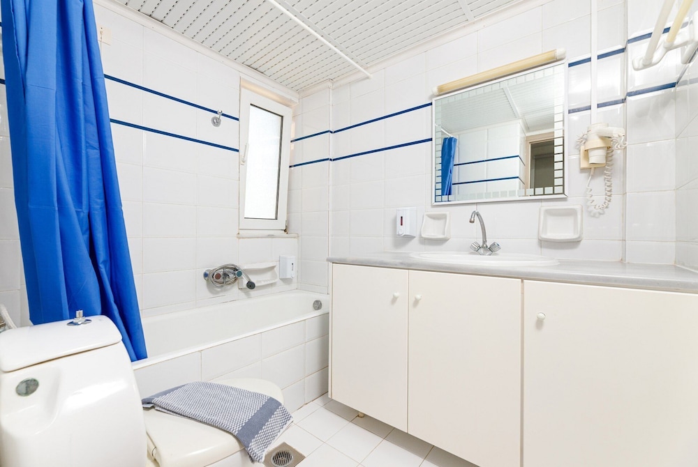 Beach Front Maisonette - Photo 6