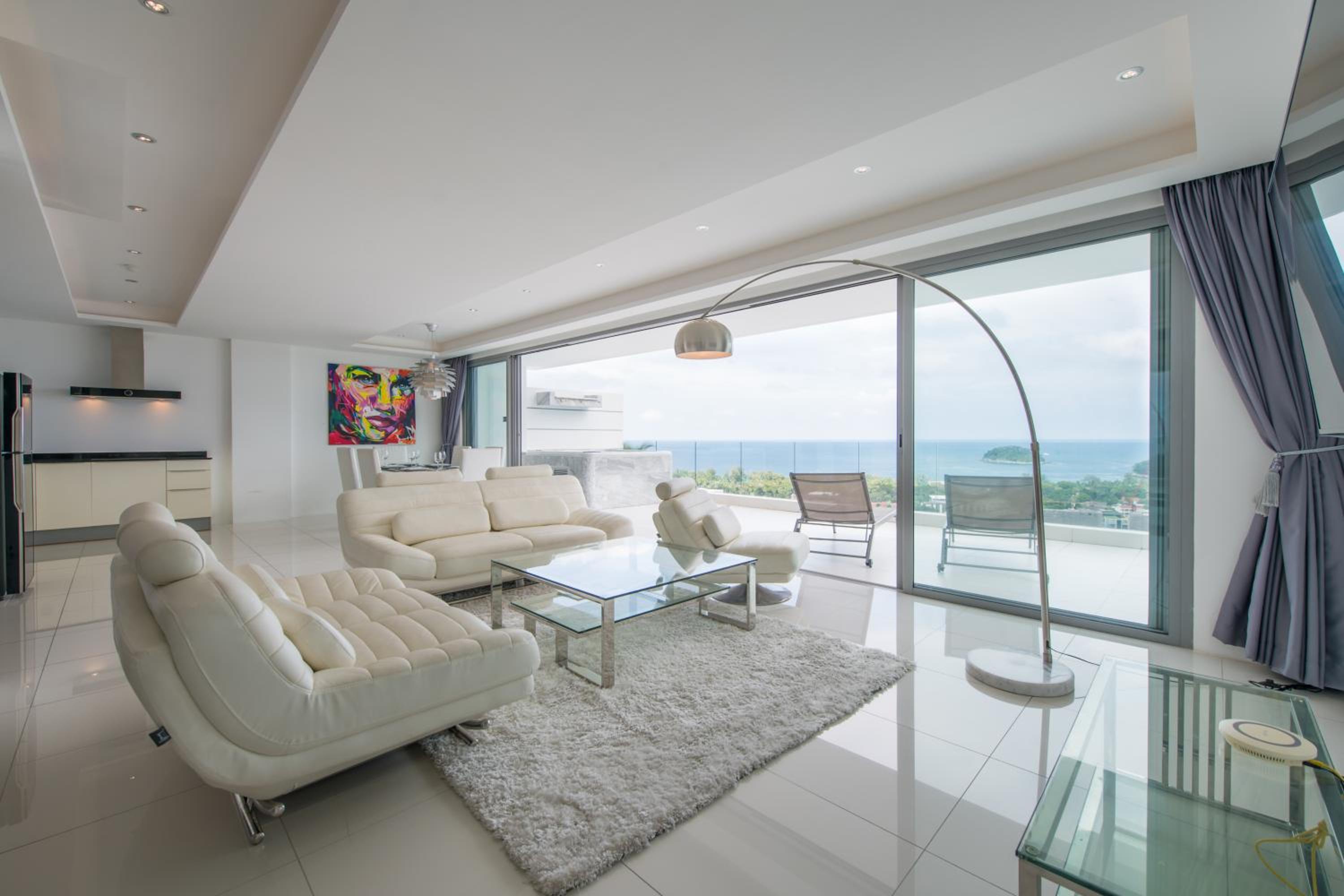 Apartment with Sea View photo 2