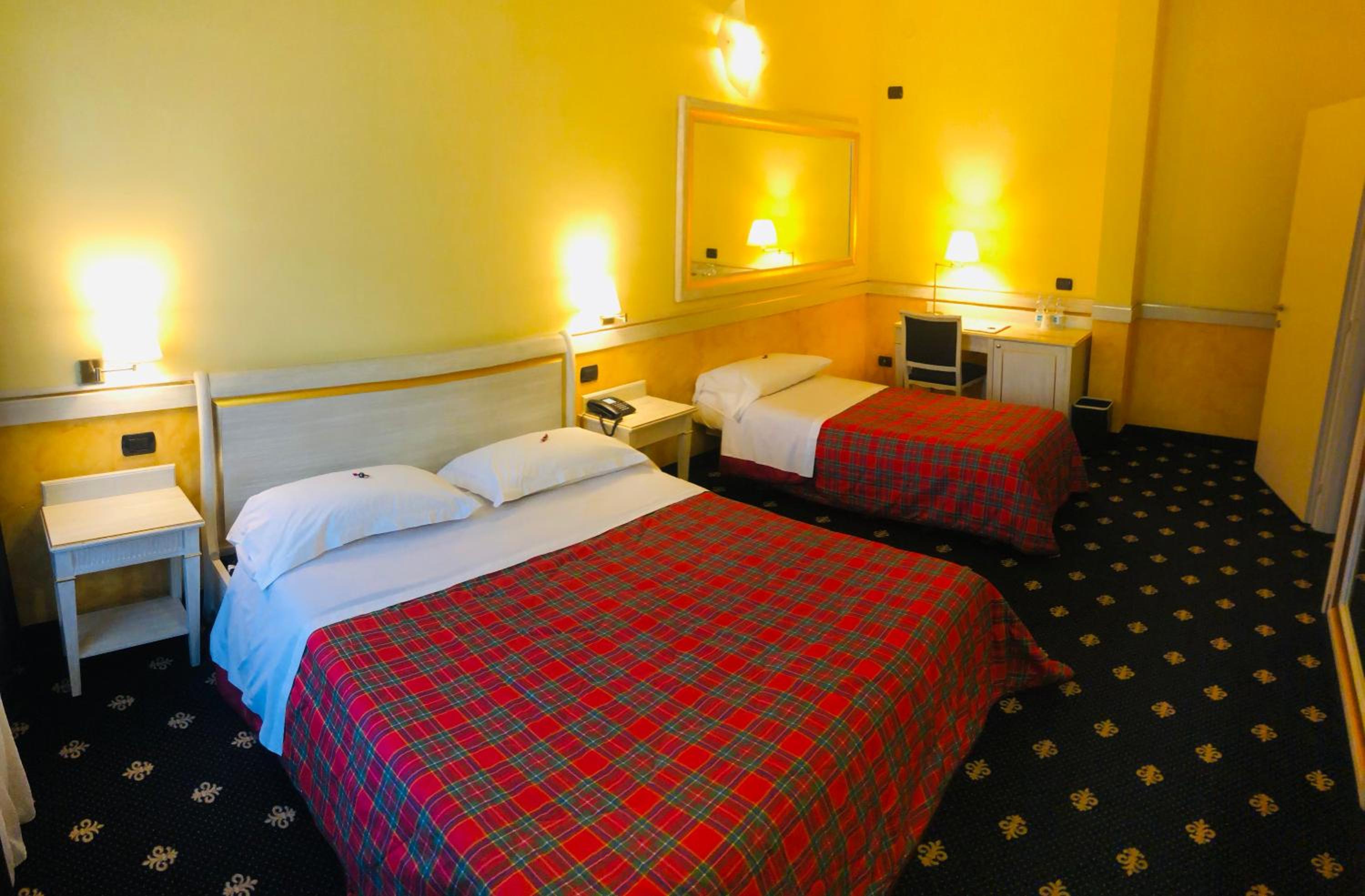 Classic Triple Room photo 3