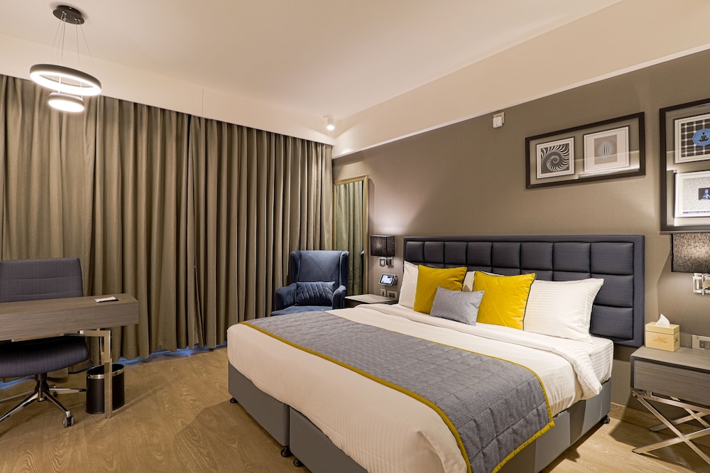 Deluxe Room - Photo 8