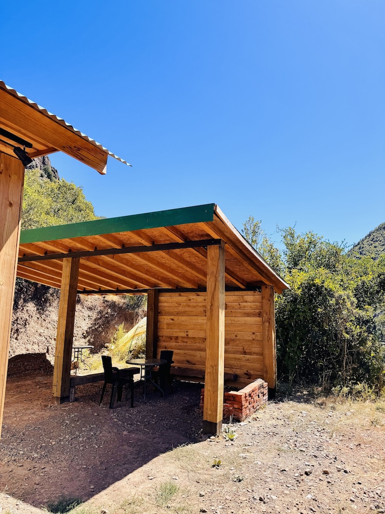 Romantic Cabin photo 2