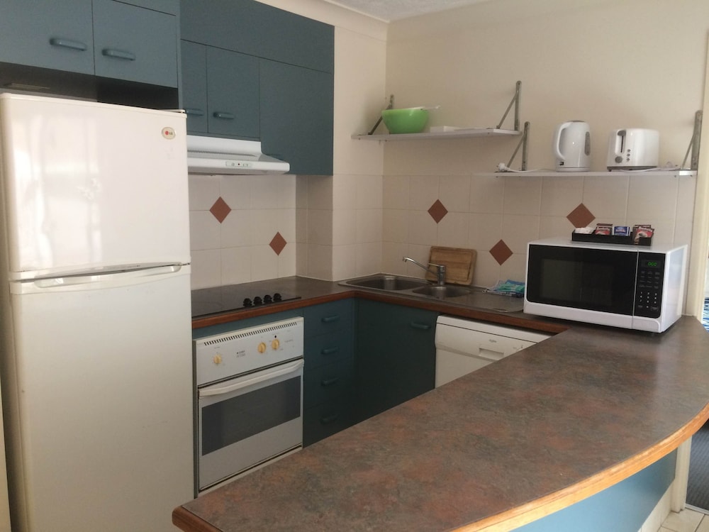 Standard Apartment, 2 Bedrooms, Non Smoking, Kitchen (2Bedr.2Bathr.Aircon.Fans) photo 3