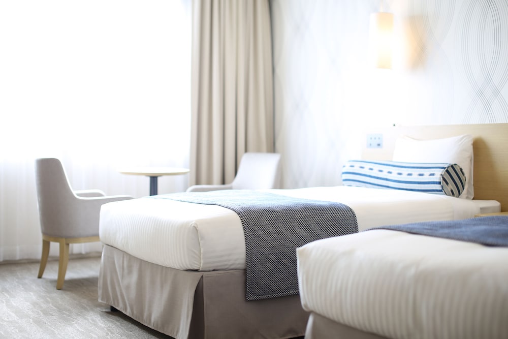 Corner Twin Room, Ocean View (2 Twin Beds) - Photo 2