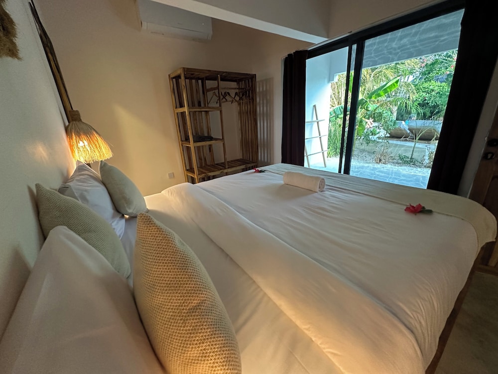 Family Suite, Pool View