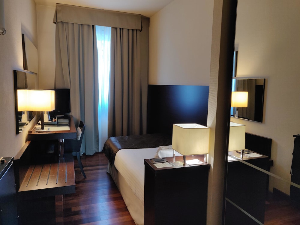 Classic Single Room - Photo 4