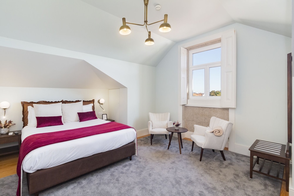Superior Room thumbnail 6