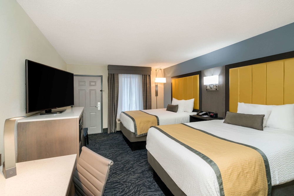Room, 2 Queen Beds, Non Smoking - Photo 3