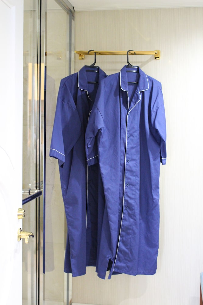 Superior Semi Double, Non Smoking (Eco Plan - No Cleaning Service) photo 2