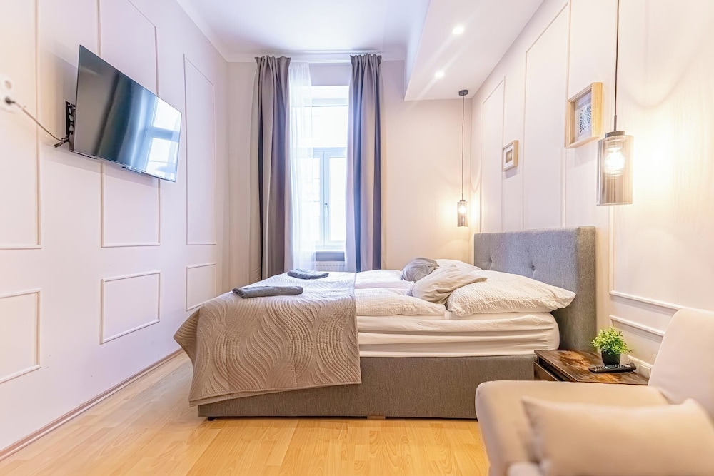 Basic Room