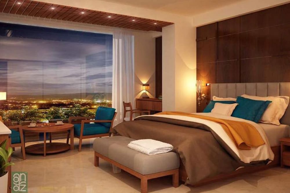 Superior Room, Multiple Beds, Accessible, City View photo 1