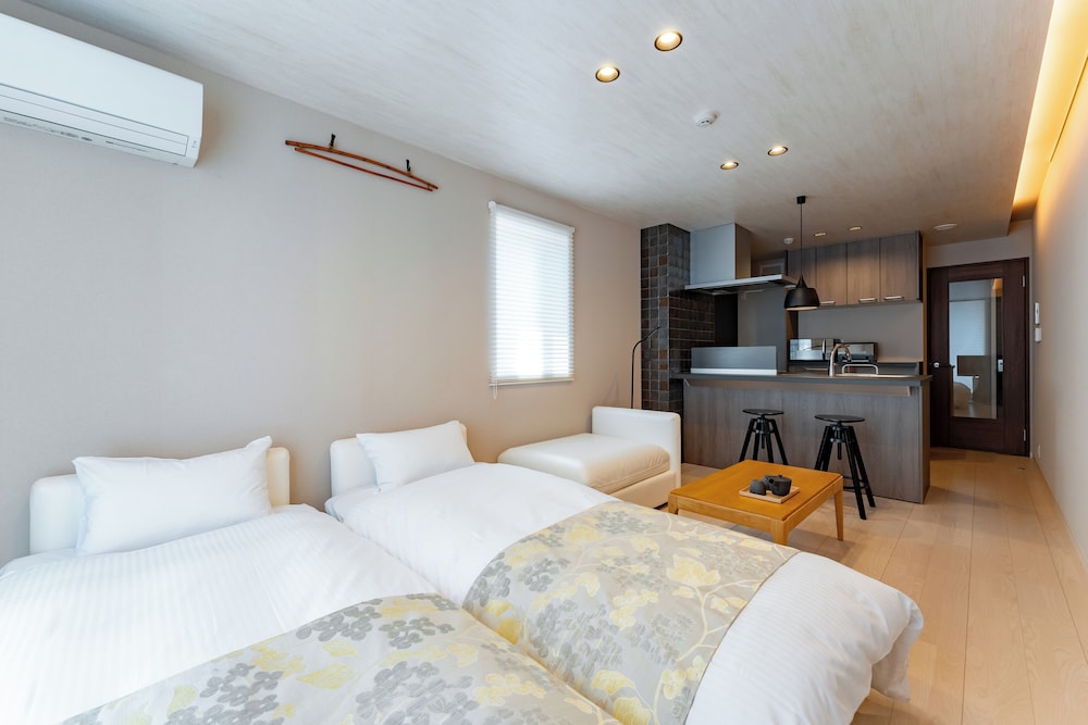 RIVRE HOUSAI #303 - Photo 1