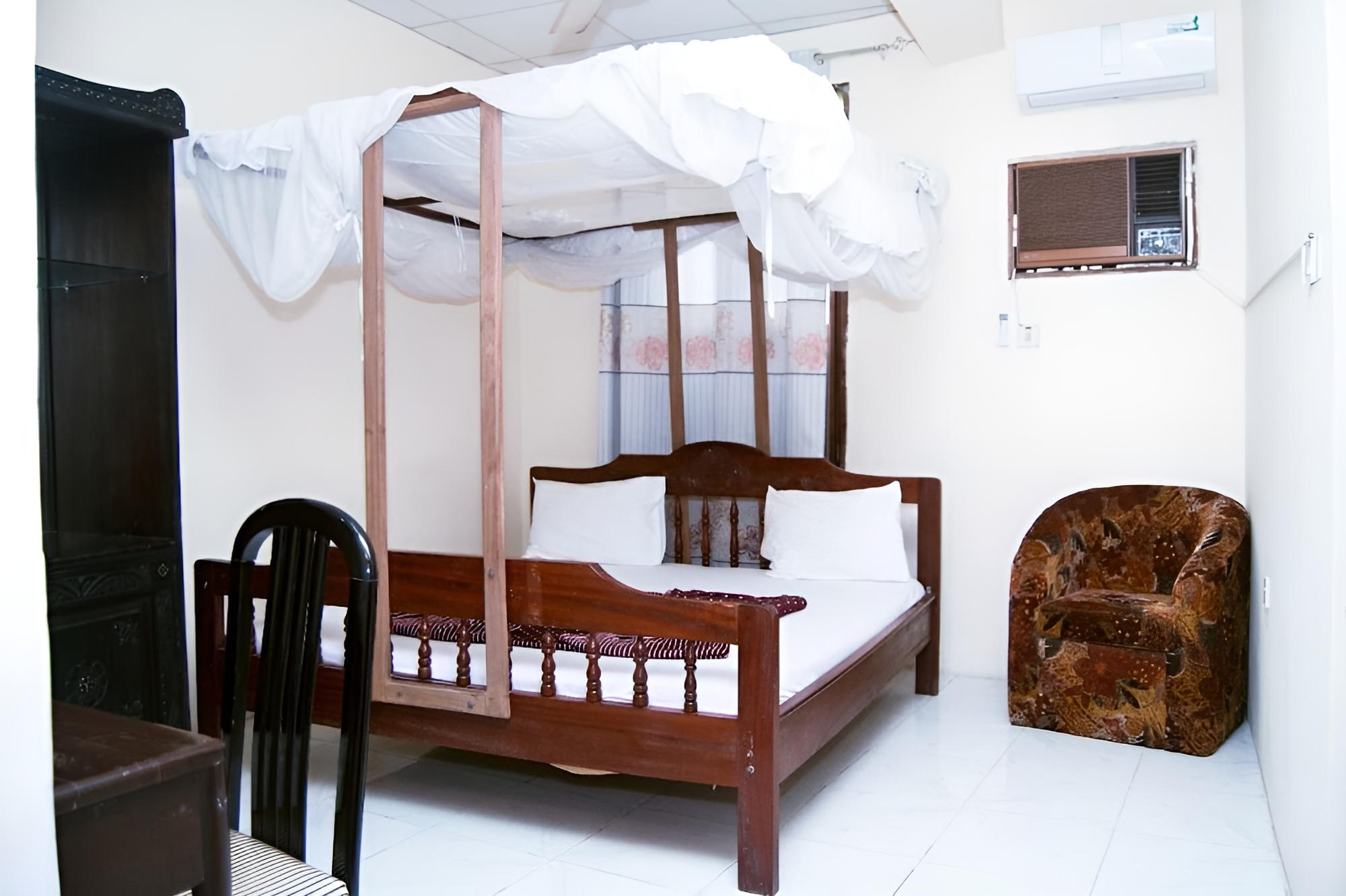 Basic Double Room photo 3