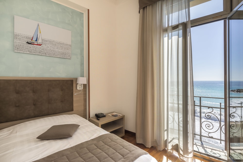 Standard Single Room, Sea View