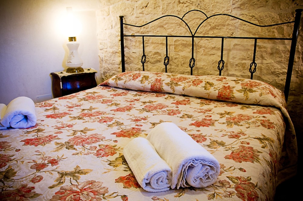 Traditional House, 2 Bedrooms, Vineyard View, Garden Area photo 3