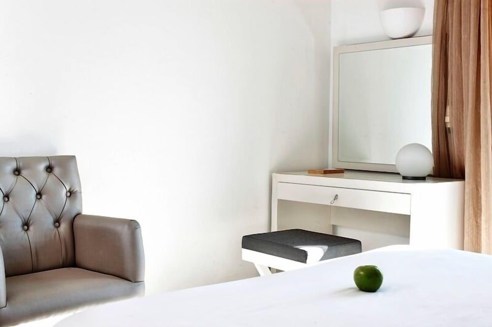 Standard Room - Photo 1