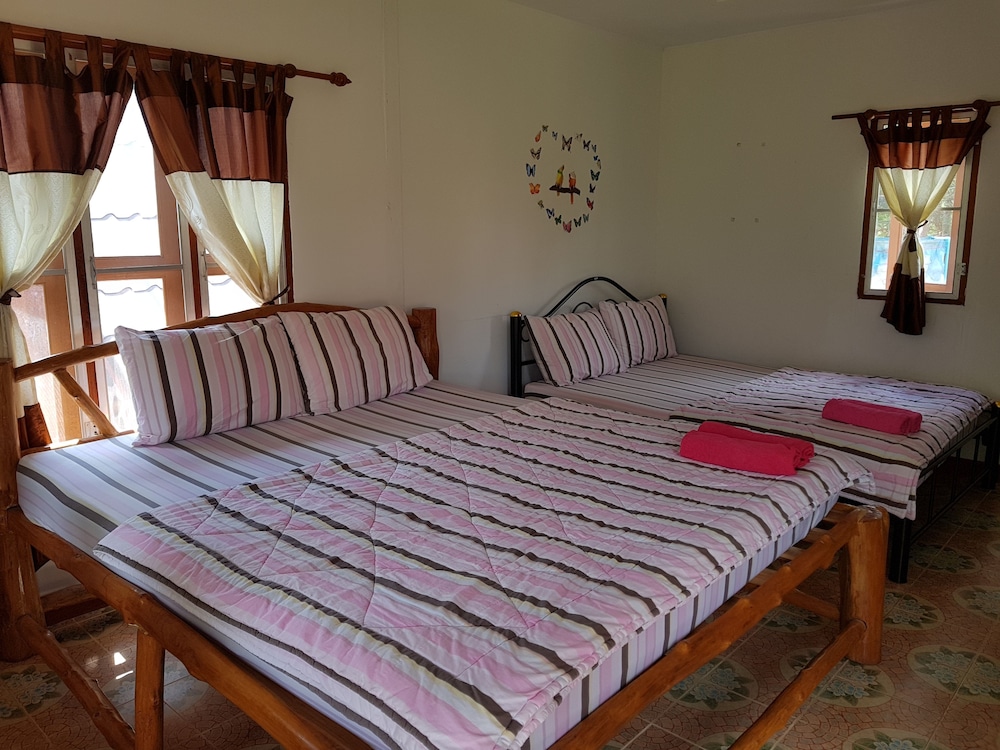 Family Bungalow for 8