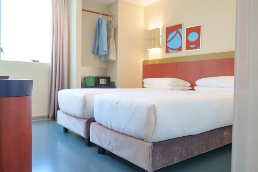 Standard Double or Twin Room photo 2