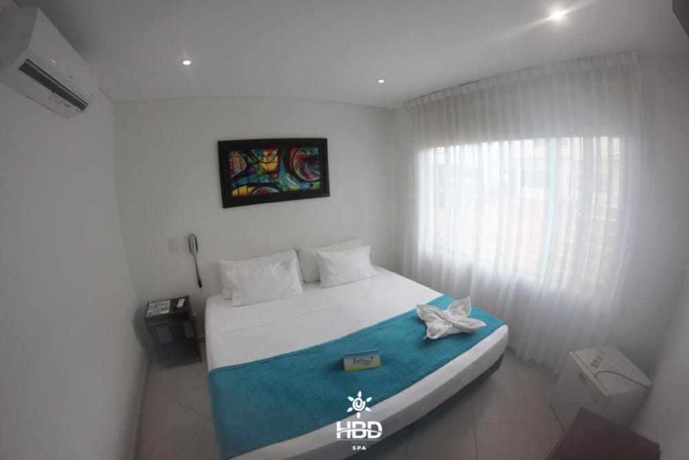 Queen Room photo 1