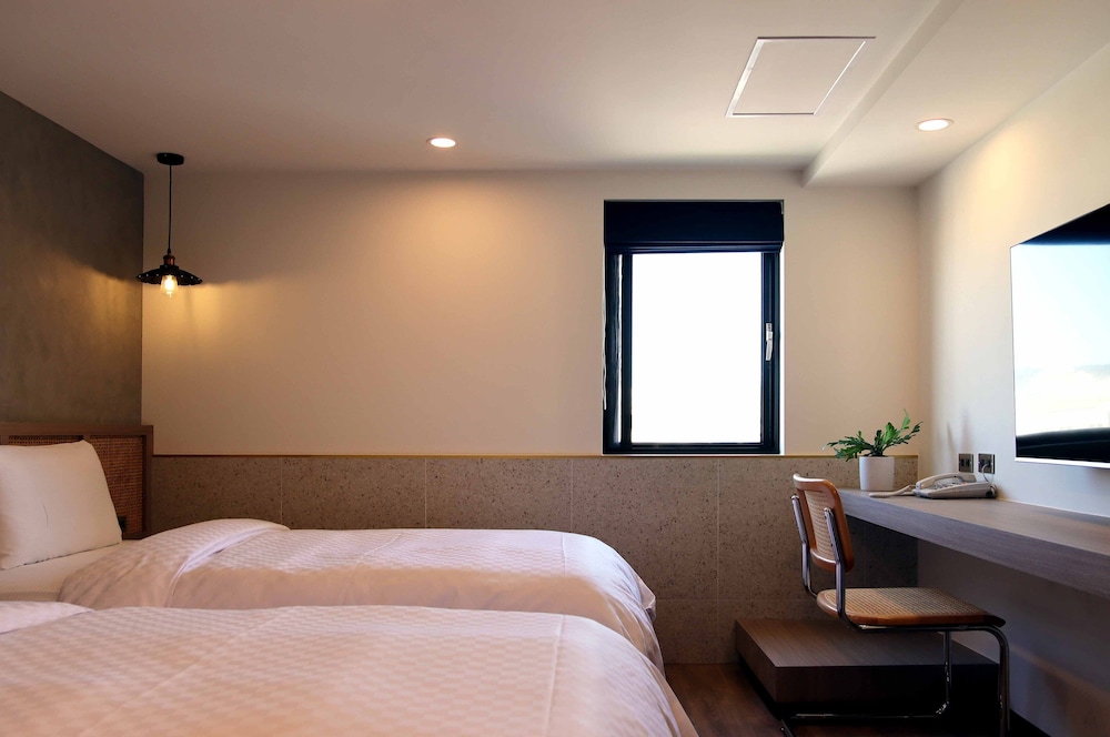 Business Twin Room, 2 Twin Beds photo 2
