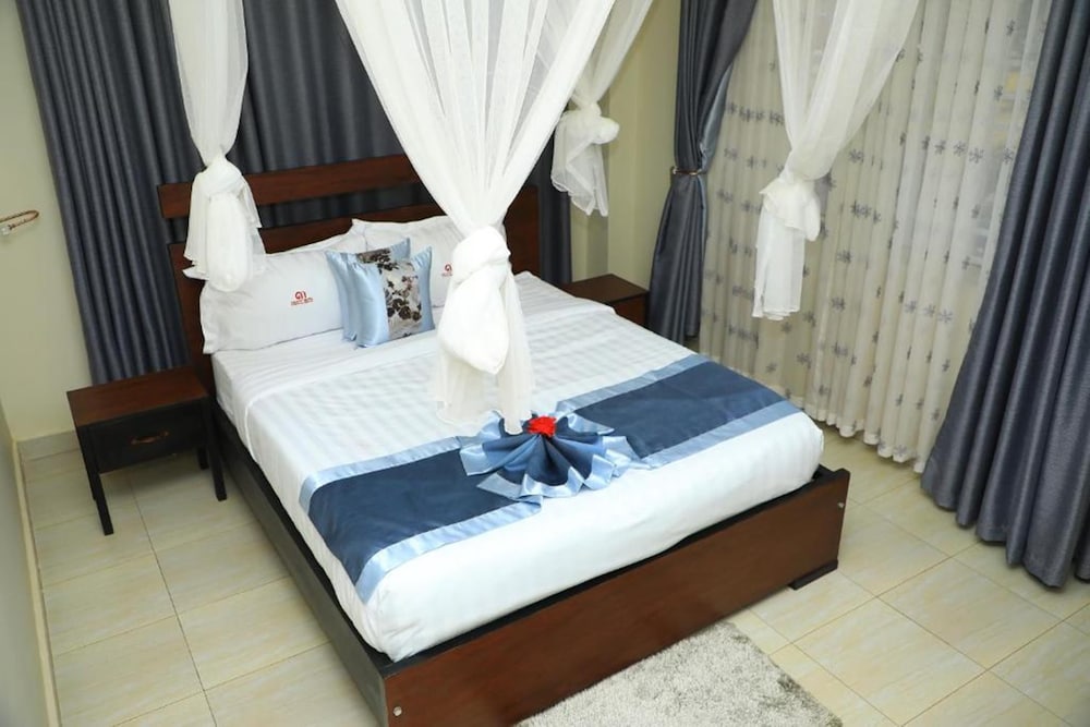 Economy Double Room - Photo 9