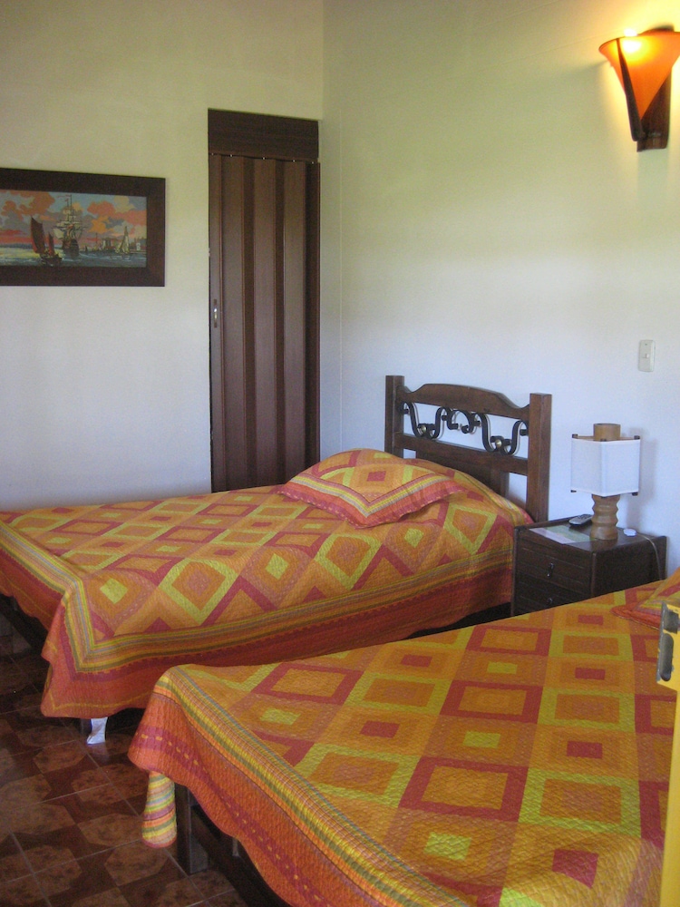 Twin Room, 2 Twin Beds photo 1