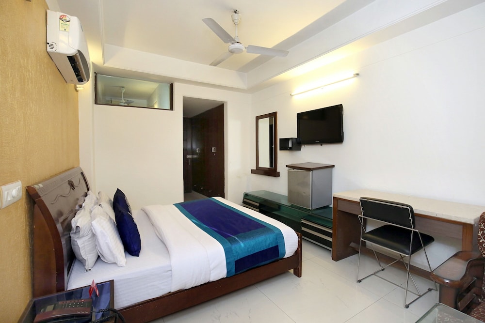 Double or Twin Room photo 1