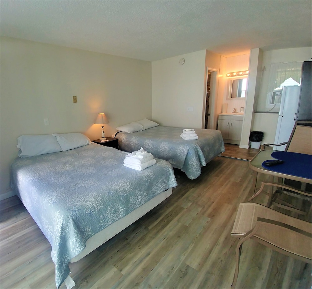 Signature Double Room, 2 Queen Beds, Ocean View photo 1