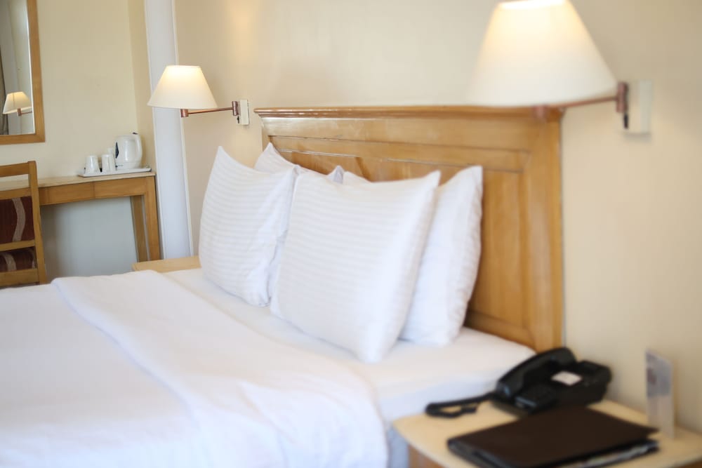 Deluxe Room - Mall road facing with Bathtub - Photo 2