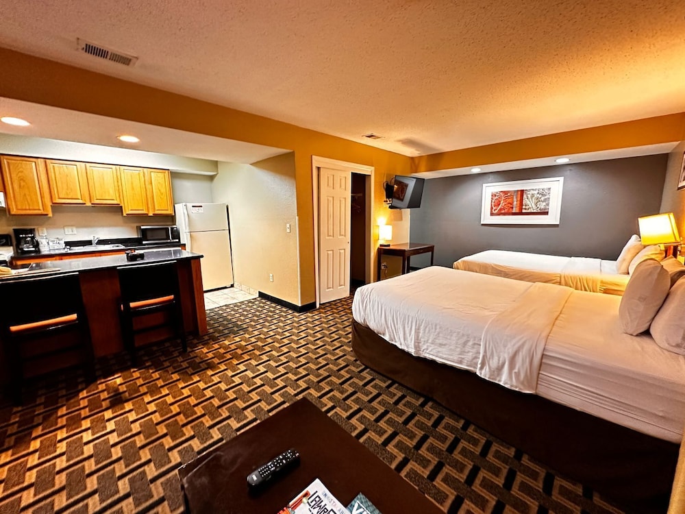 Studio Suite, 2 Queen Beds, Non Smoking - Photo 1