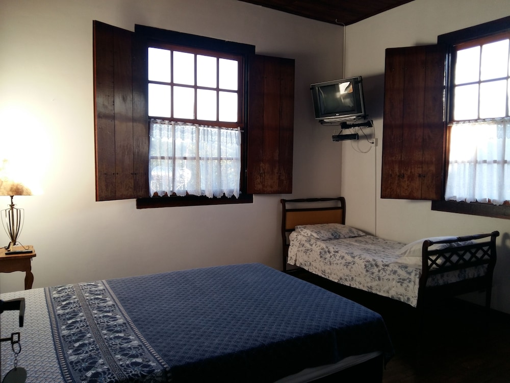 Standard Triple Room photo 1
