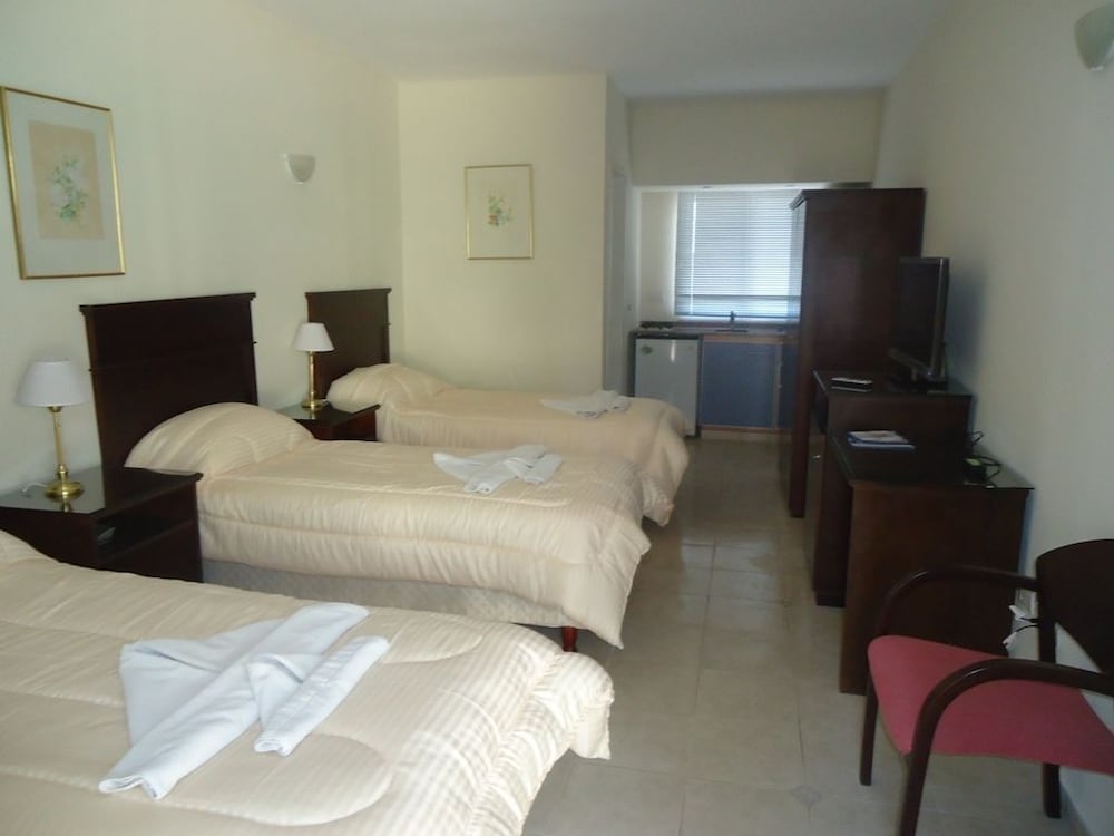 Standard Triple Room, 3 Twin Beds photo 1