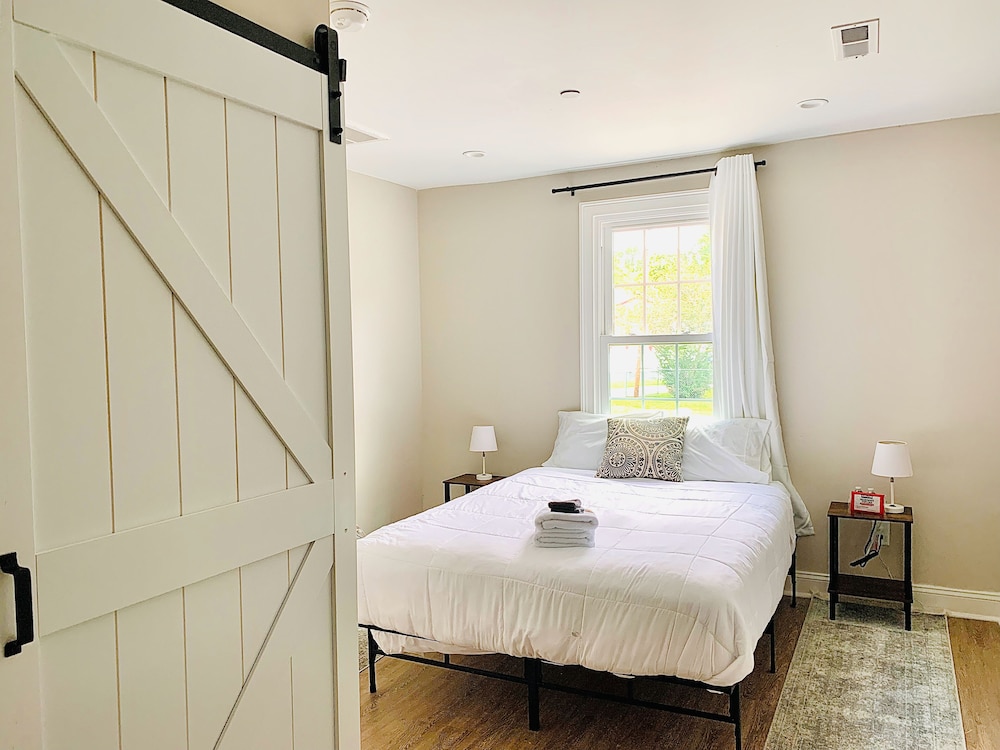 Room, 1 Queen Bed, Non Smoking (2) photo 2