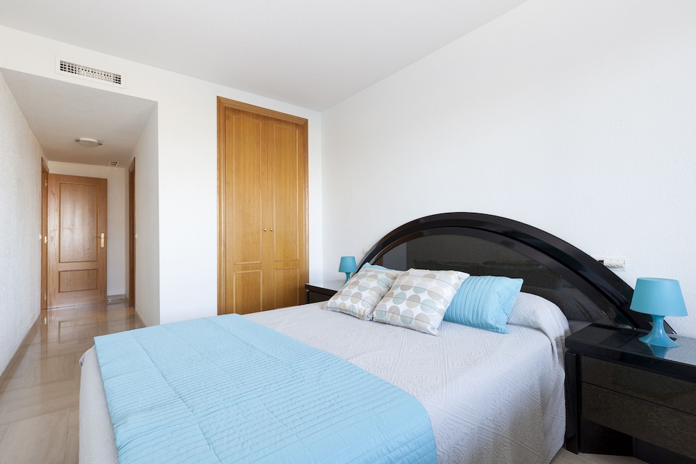 Apartment, 3 Bedrooms, Terrace, Sea View photo 3