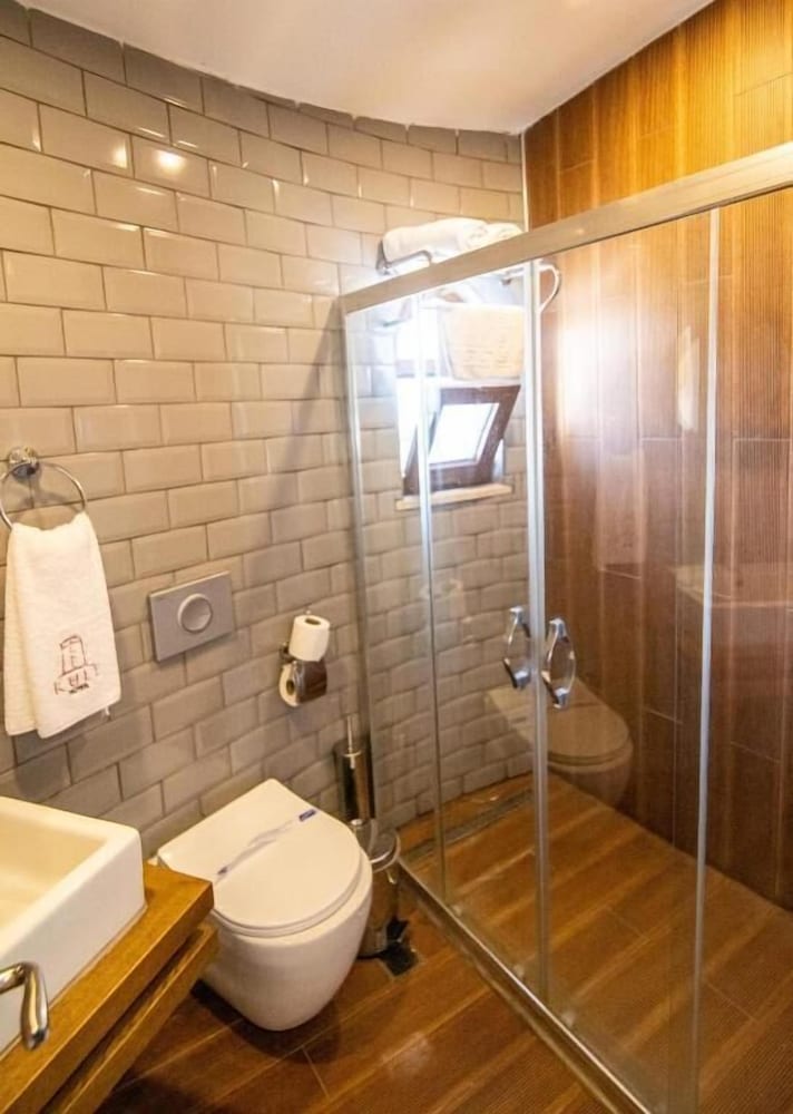 Deluxe Double Room, Lake View photo 2