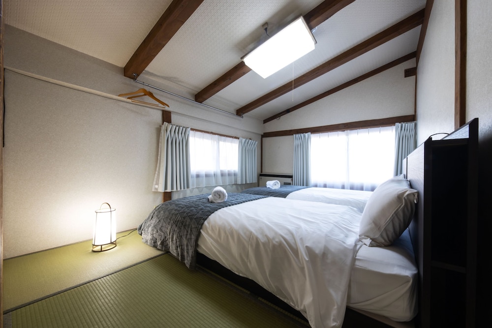 Twin Room for 3 Guests - Photo 3
