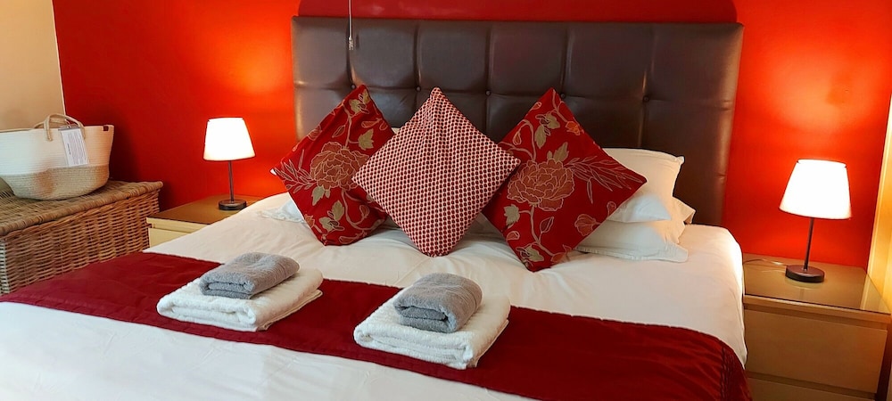 Double Room, Ensuite - Photo 3