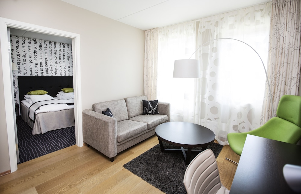 Deluxe Twin Double Room With Private bathroom photo 2