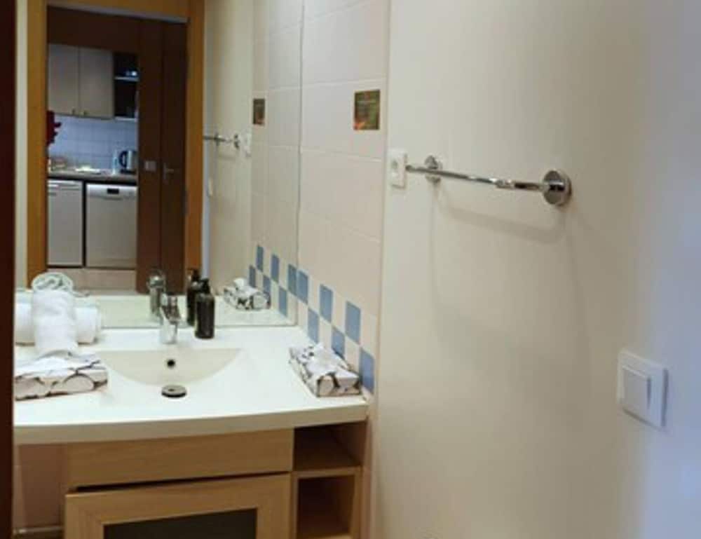 Business Apartment photo 2