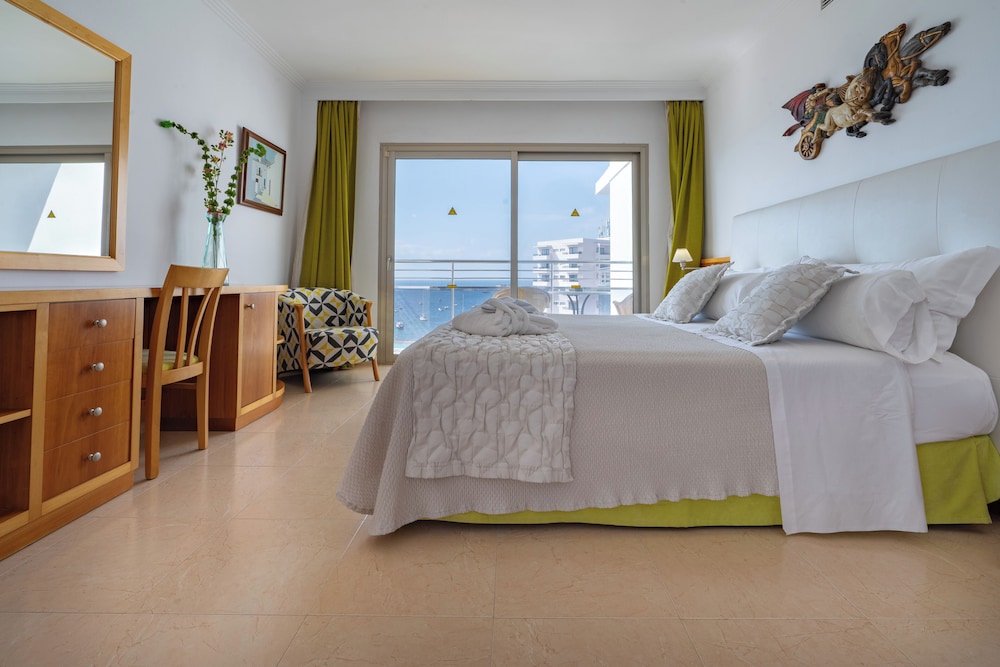 Suite, Balcony, Sea View - Photo 1